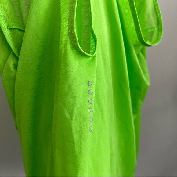 Nike — Racerback Tank - Picture 3 of 6